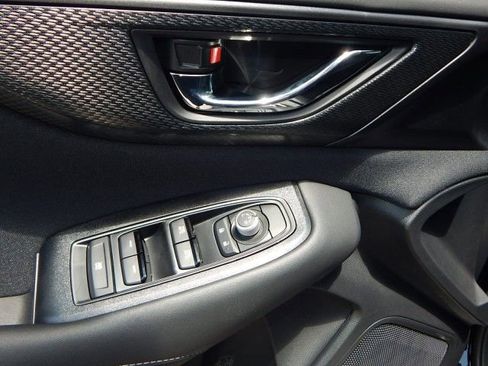 Used 2025 Subaru Outback Premium w/ Popular Package #1A AWD/4WD image 14