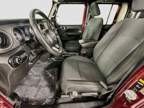 Used 2021 Jeep Gladiator Sport AWD/4WD image 20