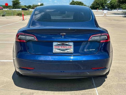 Used 2022 Tesla Model 3 Long Range AWD/4WD image 4