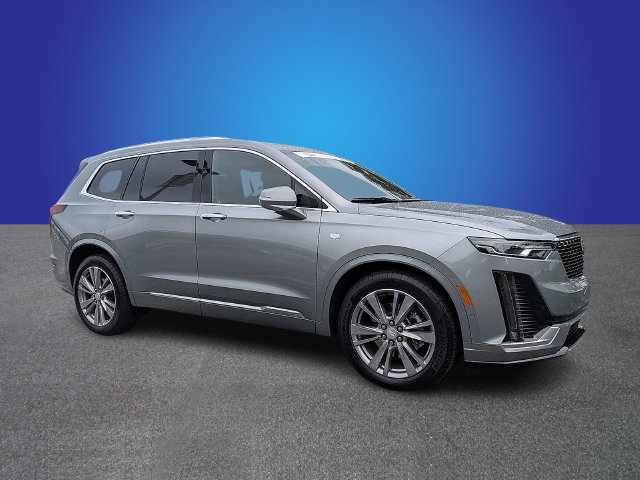 Used 2024 Cadillac XT6 Premium Luxury w/ Technology Package FWD image 7