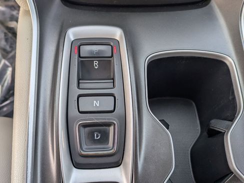 Certified 2019 Honda Accord Touring image 17