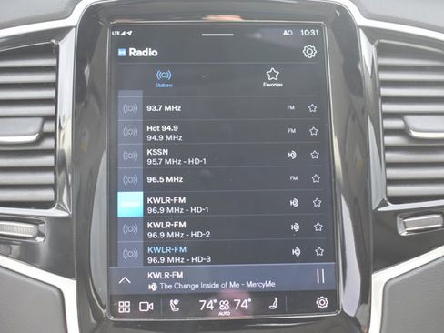 Used 2023 Volvo XC90 B6 Ultimate w/ Protection Package Premier image 27