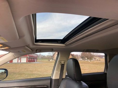 Used 2018 Mitsubishi Outlander SEL image 13