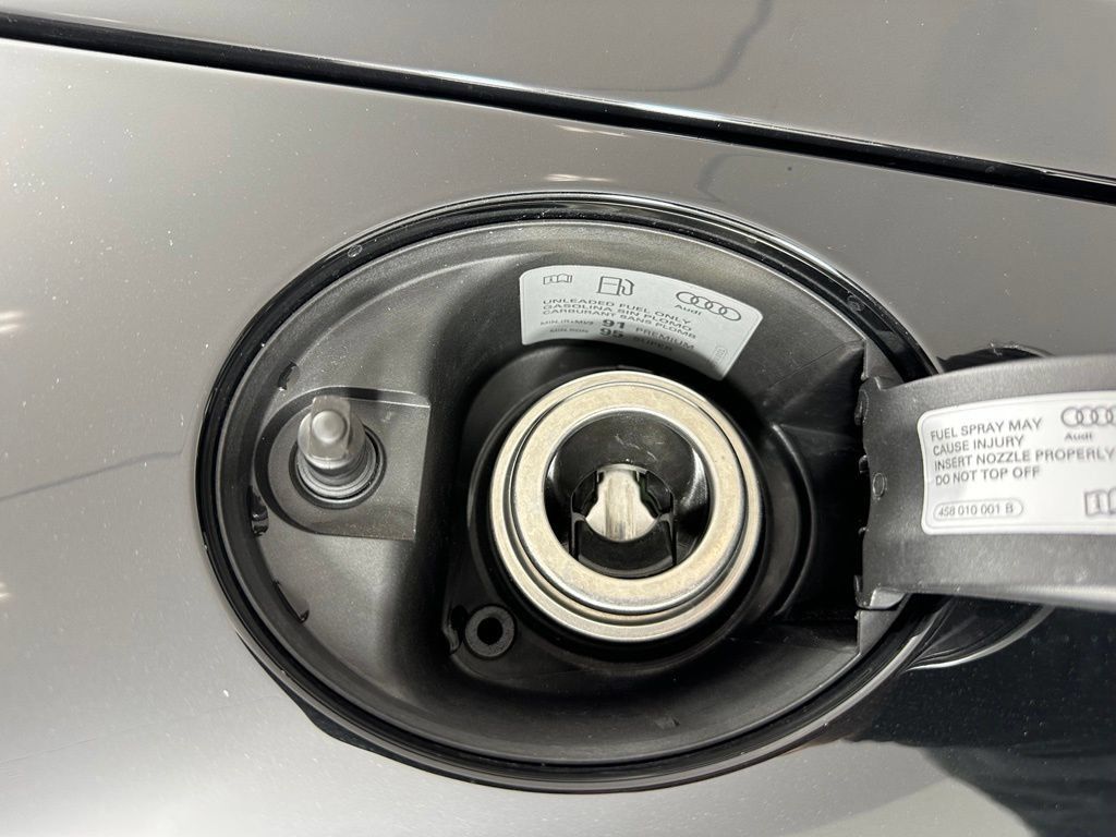Used 2018 Audi R8 V10 plus AWD/4WD image 40