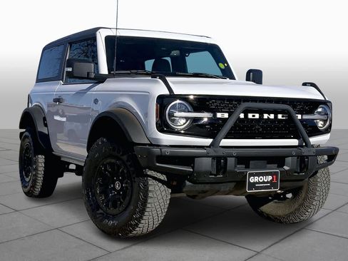 Certified 2022 Ford Bronco Wildtrak image 2