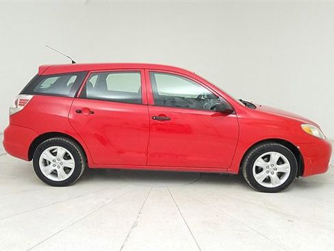 Used 2005 Toyota Matrix image 4
