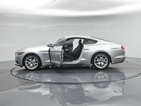 Used 2015 Ford Mustang GT Premium w/ Equipment Group 401A RWD image 4