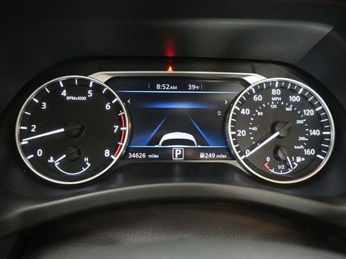 Used 2024 Nissan Sentra SV image 41