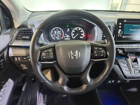 Used 2025 Honda Odyssey Elite image 9