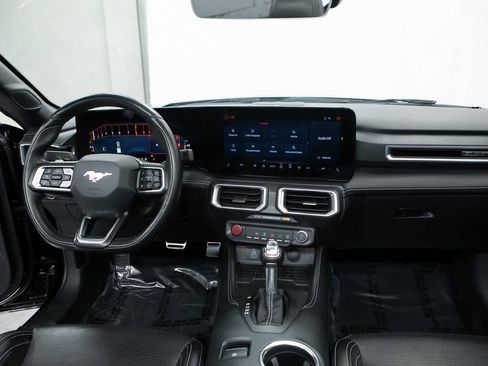 Used 2024 Ford Mustang GT Premium image 13