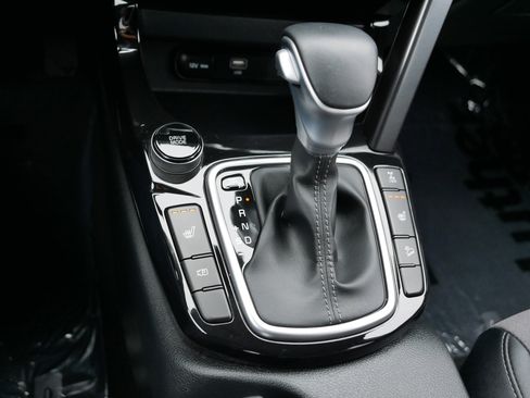 Certified 2024 Kia Seltos S image 24