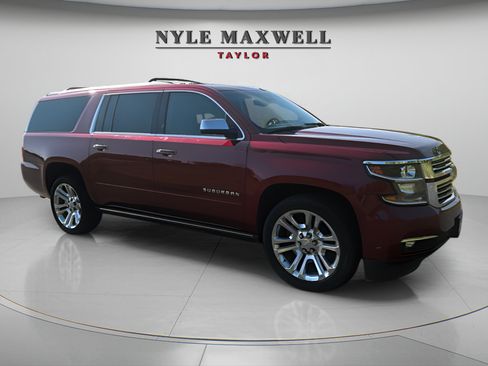 Used 2020 Chevrolet Suburban Premier w/ Premier Plus Edition AWD/4WD image 1