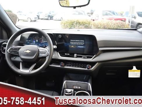 New 2026 Chevrolet Equinox LT w/ Convenience Package II image 3