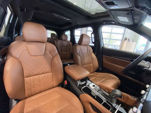 Used 2025 Kia Telluride SX Prestige X-Line AWD/4WD image 29