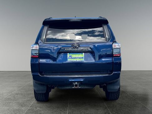 Used 2020 Toyota 4Runner Venture image 6