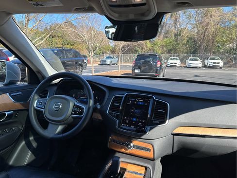 Certified 2023 Volvo XC90 B6 Plus w/ Protection Package image 24