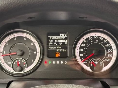Used 2017 RAM 1500 ST w/ SXT Appearance Group AWD/4WD image 31