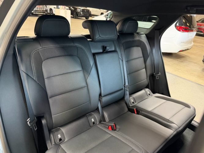 Used 2024 Chevrolet Blazer EV LT AWD/4WD image 29