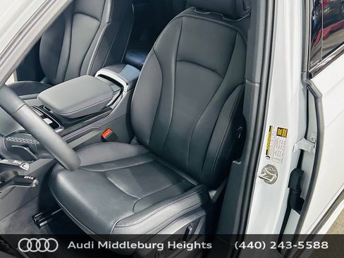 Certified 2025 Audi Q7 2.0T Premium w/ Premium Plus Package AWD/4WD image 27