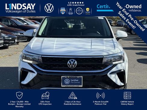 Certified 2022 Volkswagen Taos SE image 3