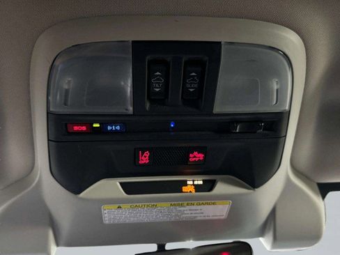 Used 2019 Subaru Crosstrek 2.0i Limited w/ Moonroof Package w/Navigation image 61