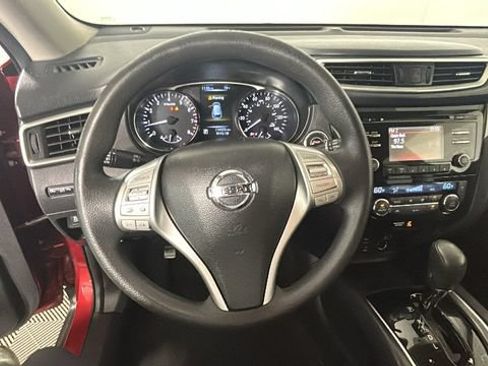 Used 2015 Nissan Rogue SV AWD/4WD image 15