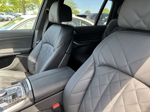 Used 2026 BMW X7 xDrive40i AWD/4WD image 34
