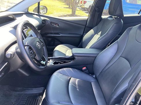 Certified 2022 Toyota Prius image 8