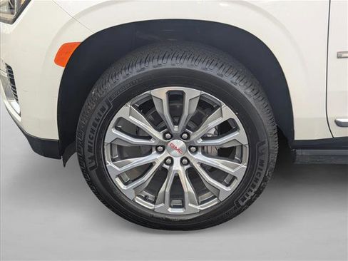 Used 2021 GMC Yukon XL Denali w/ Denali Ultimate Package image 30