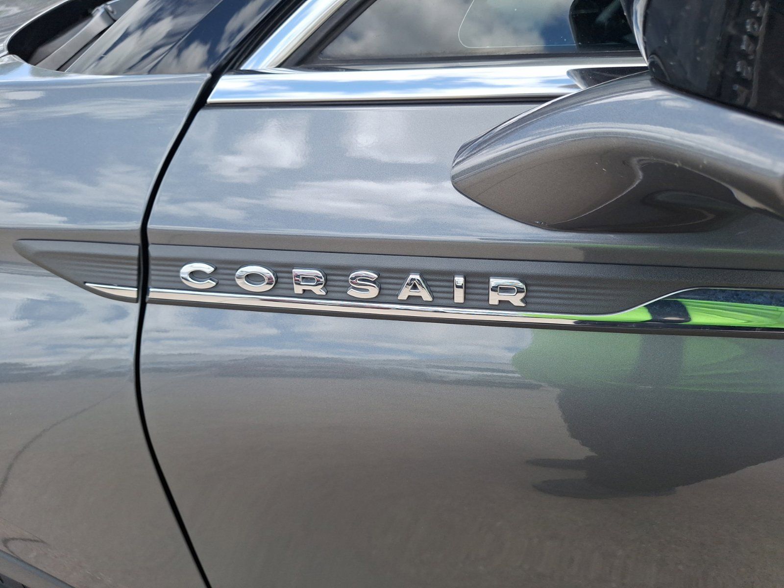 Used 2022 Lincoln Corsair FWD w/ Equipment Group 101A image 12