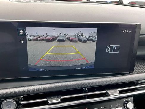 Certified 2025 Hyundai Tucson SE FWD image 21
