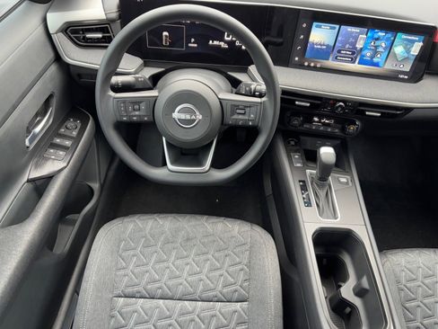 New 2026 Nissan Kicks SV image 15