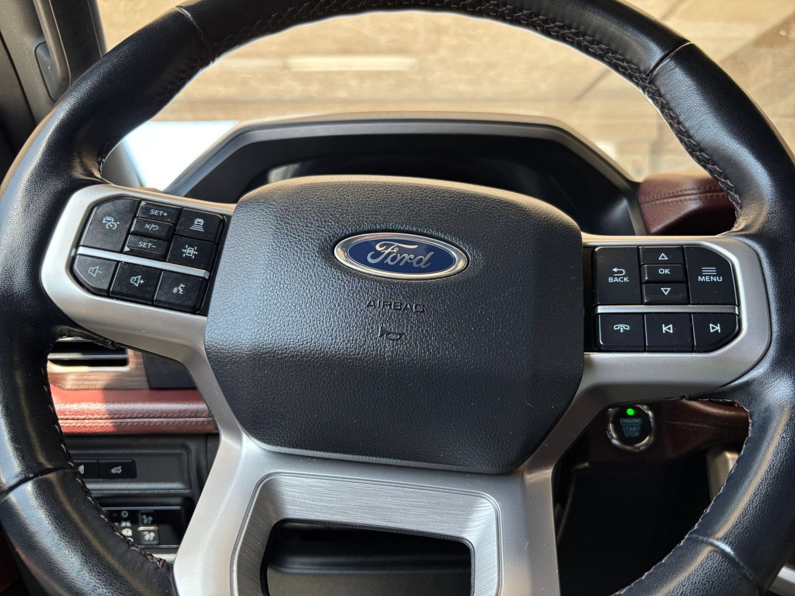 Used 2024 Ford Expedition Max Limited AWD/4WD image 29