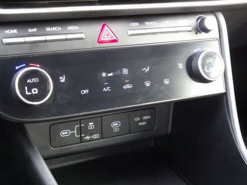 Used 2025 Hyundai Sonata SEL FWD image 30