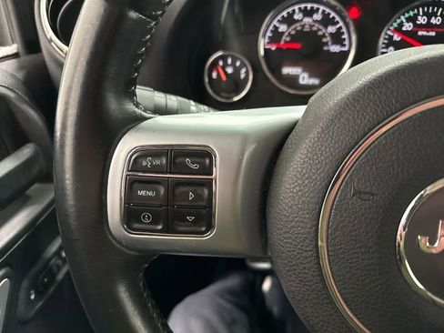 Used 2017 Jeep Wrangler Unlimited Rubicon w/ Max Tow Package image 22