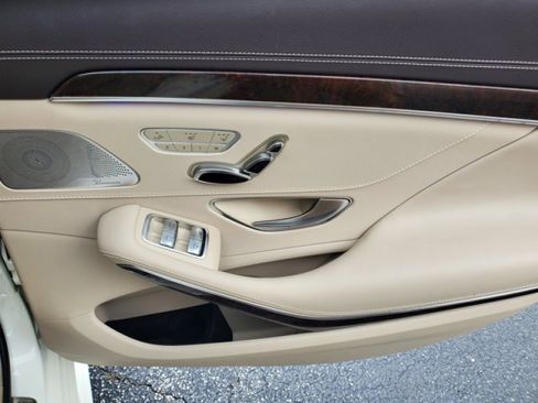 Used 2019 Mercedes-Benz S 560 Sedan w/ AMG Line Exterior image 37