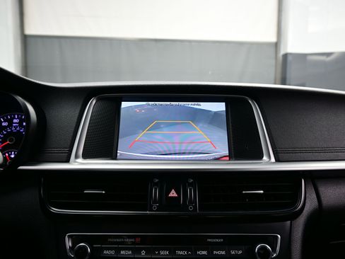 Used 2019 Kia Optima LX image 17