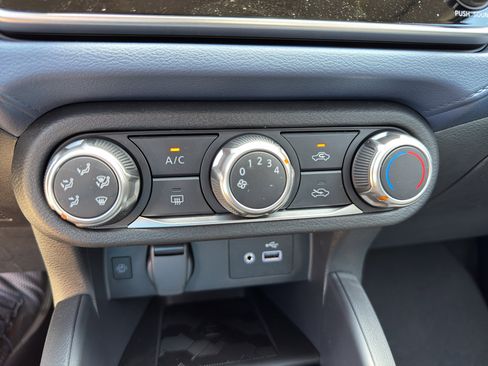 New 2025 Nissan Versa SV w/ Trunk Package image 23