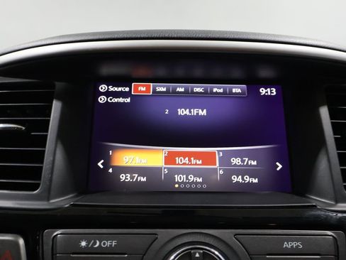 Used 2020 Nissan Pathfinder S image 25