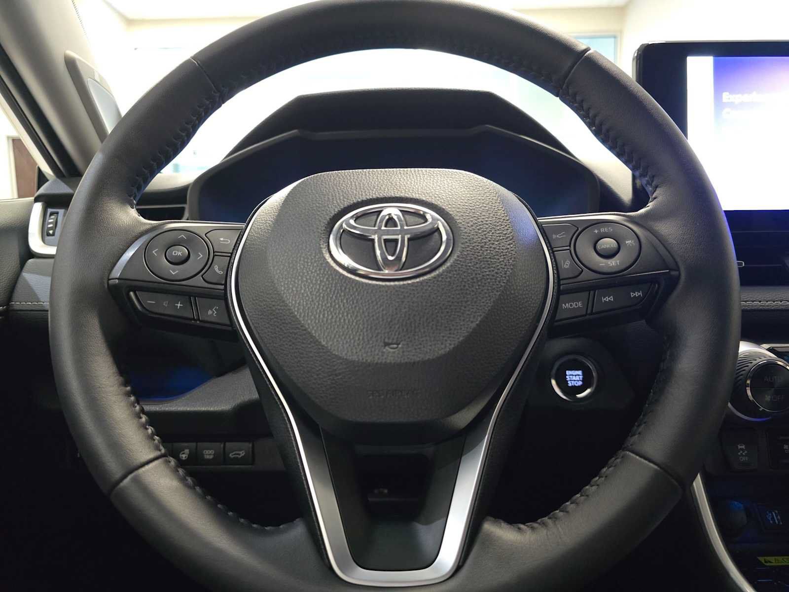 Certified 2025 Toyota RAV4 Limited w/ Advanced Technology Package AWD/4WD image 11