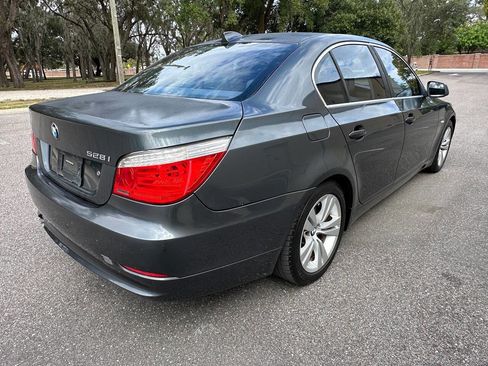 Used 2010 BMW 528i Sedan image 6