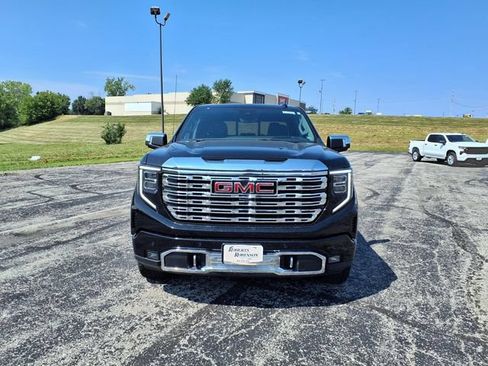 Used 2025 GMC Sierra 1500 Denali w/ Denali Reserve Package AWD/4WD image 15