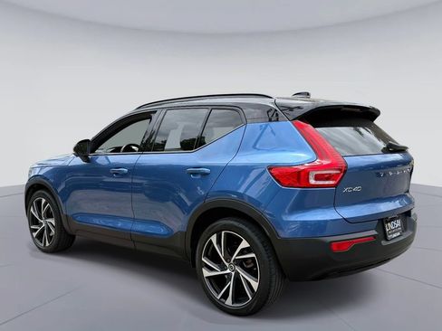Used 2021 Volvo XC40 T5 R-Design w/ Advanced Package AWD/4WD image 12