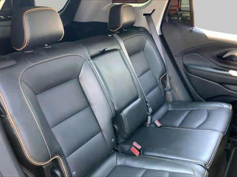 Used 2024 GMC Terrain AT4 w/ Infotainment Package II AWD/4WD image 20