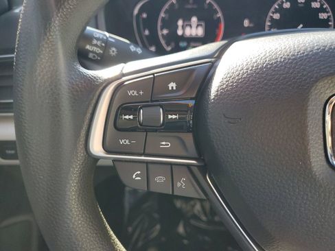 Used 2022 Honda Accord LX image 19
