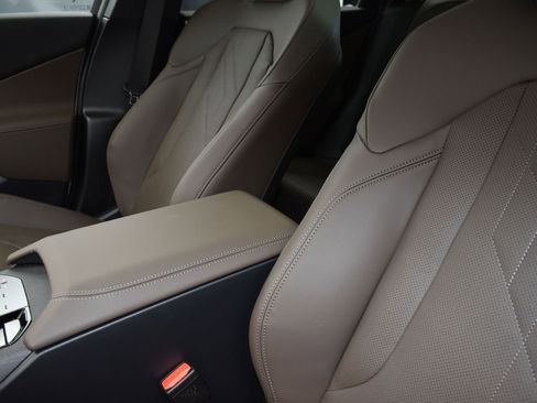 Certified 2025 BMW X3 xDrive30i w/ Premium Package image 14