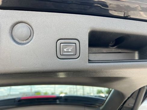 Used 2020 Chevrolet Equinox LT AWD/4WD image 15