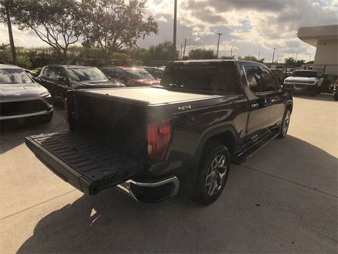 Used 2023 GMC Sierra 1500 SLT w/ SLT Premium Plus Package image 32