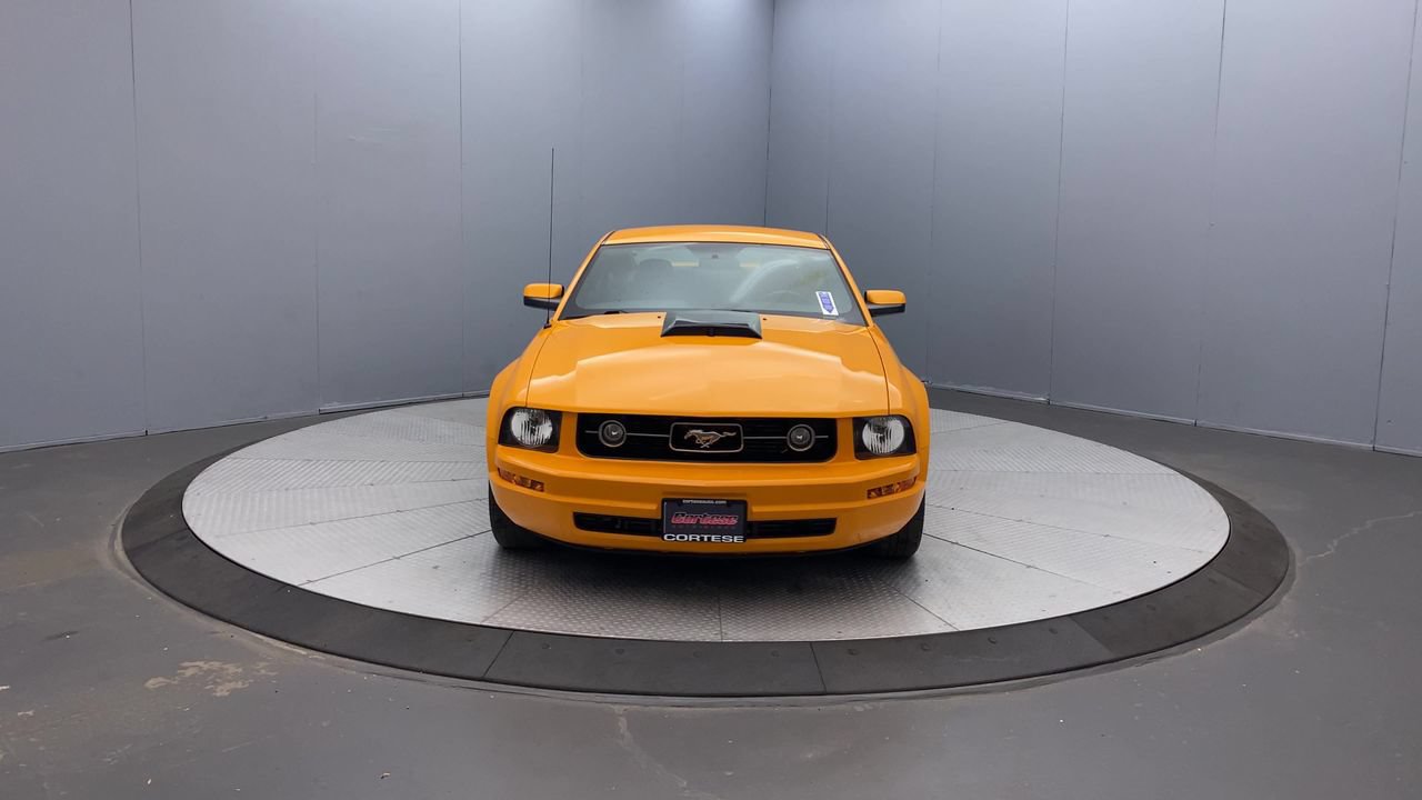 Used 2008 Ford Mustang Coupe RWD image 8