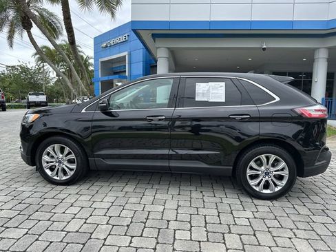 Used 2022 Ford Edge Titanium AWD/4WD image 17
